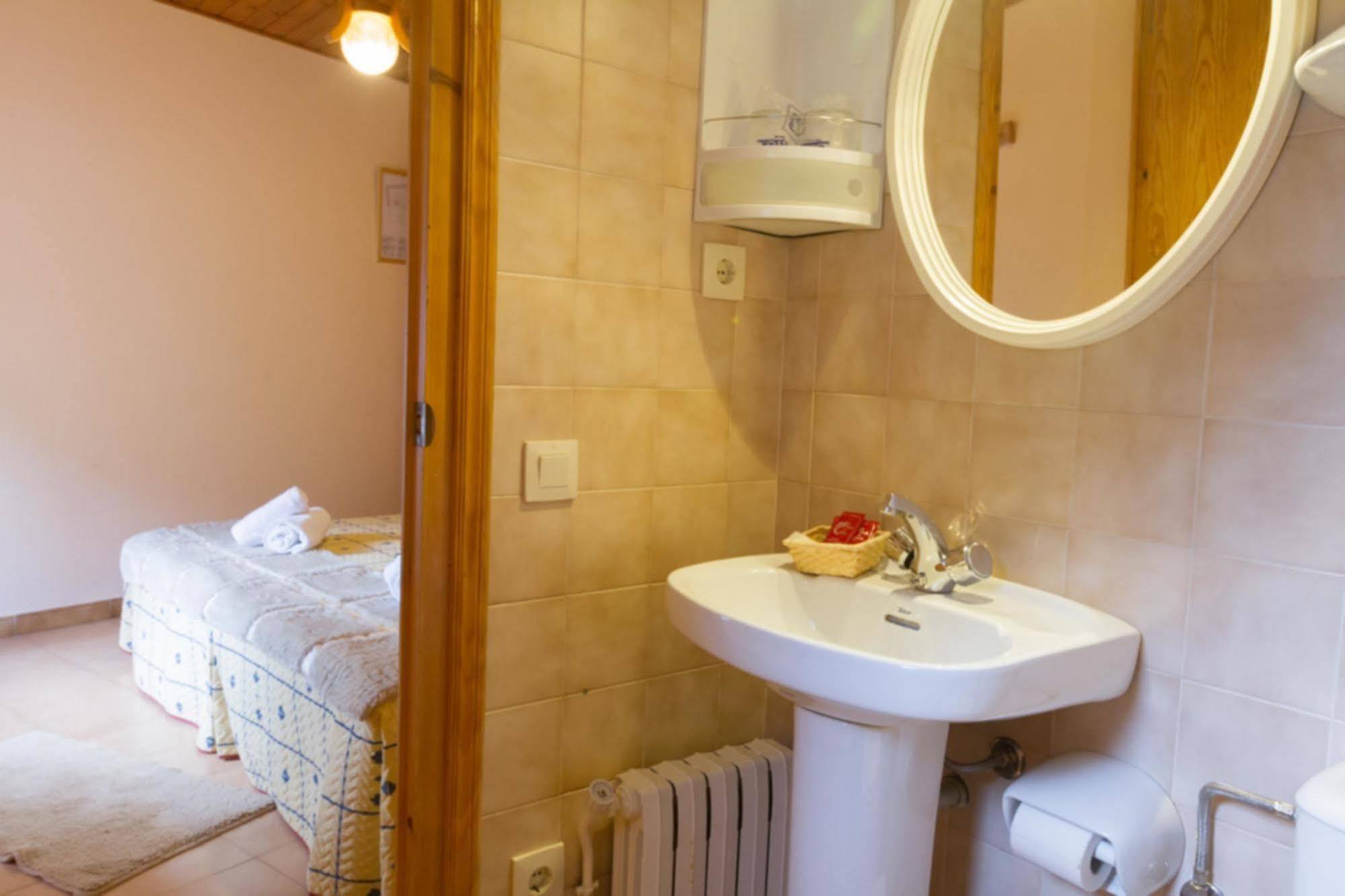 Hostal Aiguamog Salardú Kültér fotó
