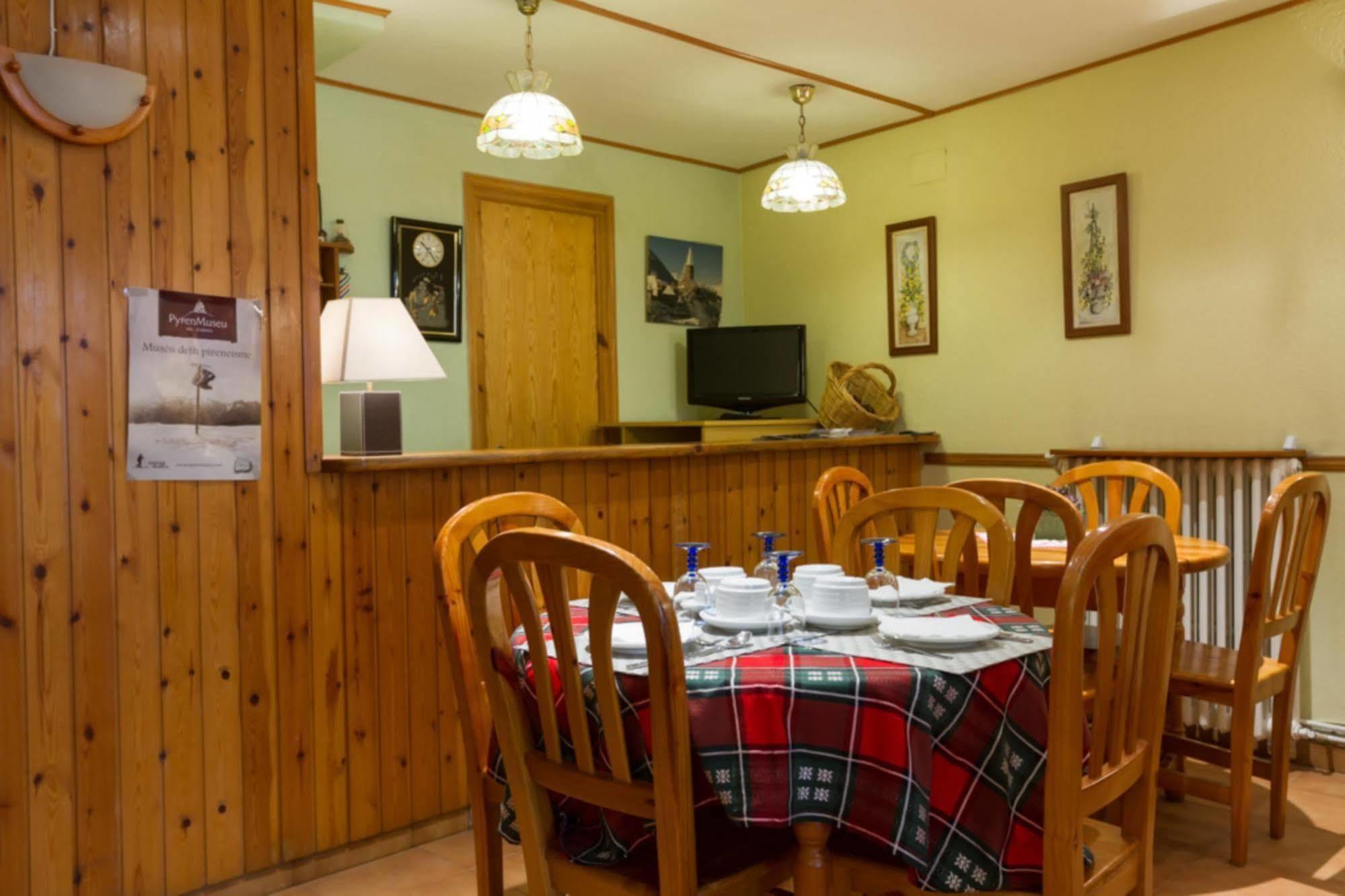 Hostal Aiguamog Salardú Kültér fotó